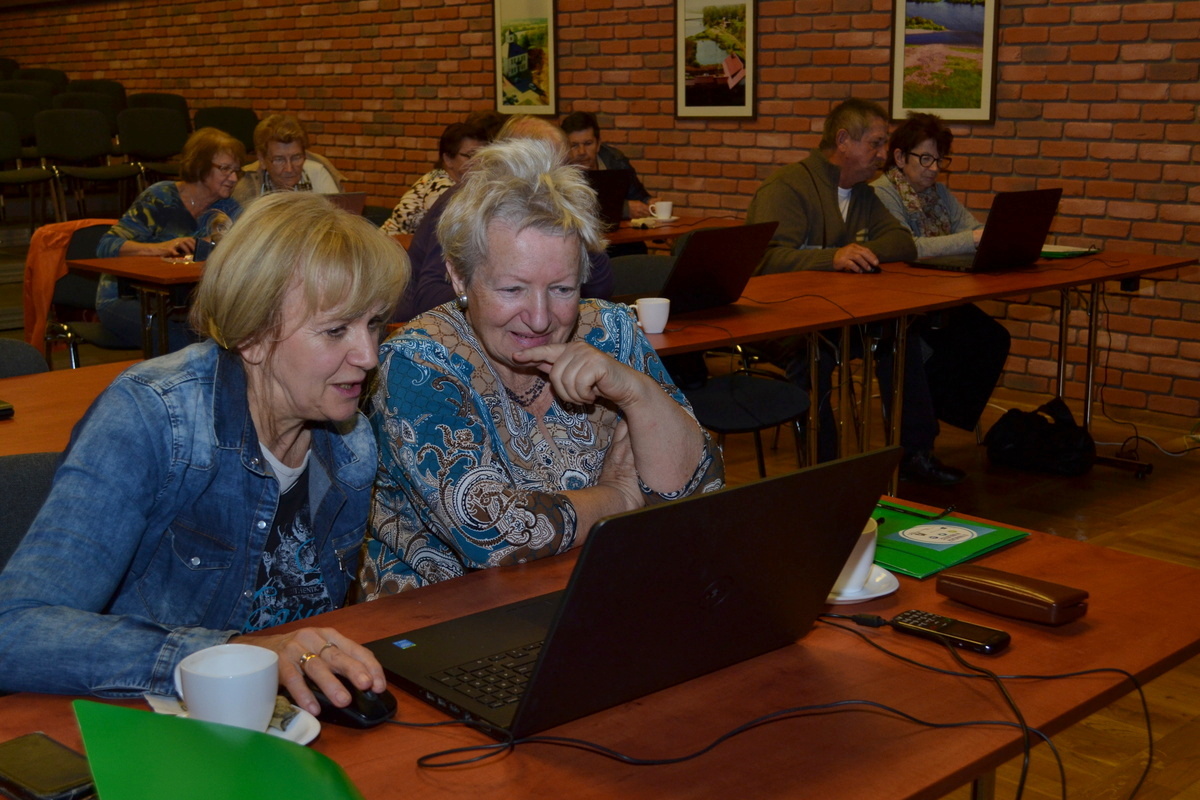 Płatności bezgotówkowe tematem kolejnego spotkania „O finansach…w bibliotece” 